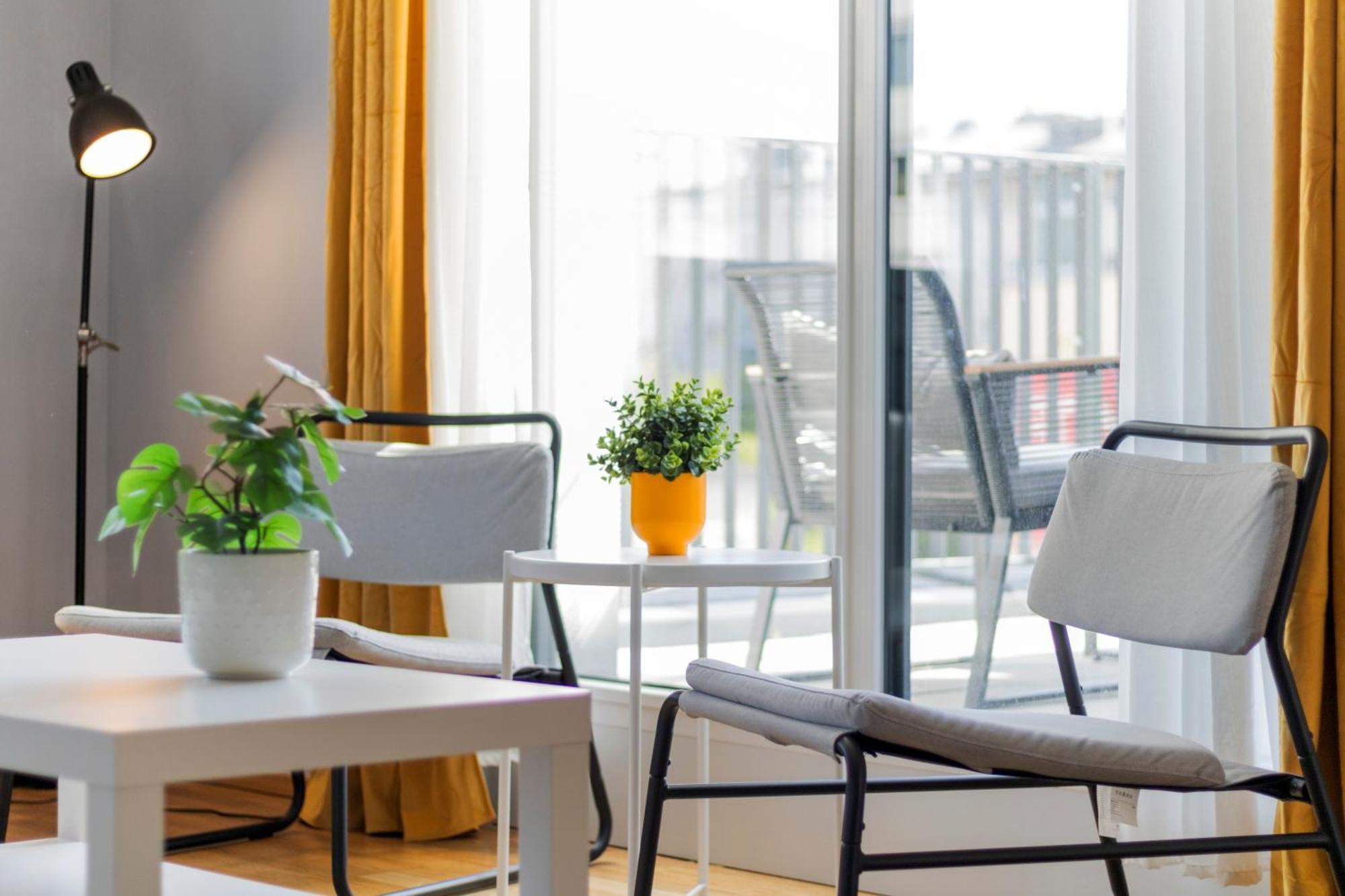 1 Min To Public Transport - 3 Min To Supermarket And Pharmacy - On-Site Parking For 19,90 Eur Wien Ngoại thất bức ảnh